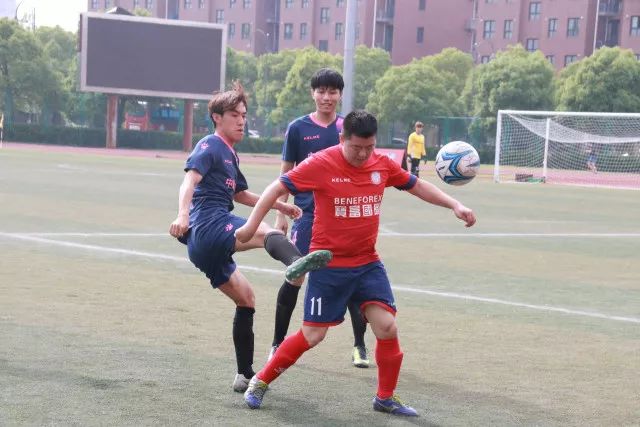 米奇：我们本场火力全开 整体表现更沉稳了 但仍有需提升的地方